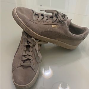 Men’s Suede Puma Sneakers